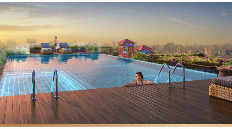 Mesacon-Crown-Swimming-Pool